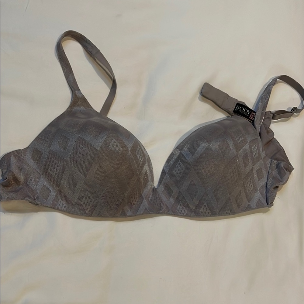Victoria's Secret Mauve Bra with Molded Cups No underwire